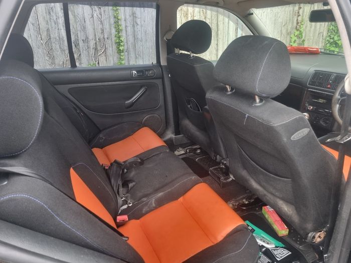 2002 Volkswagen Golf