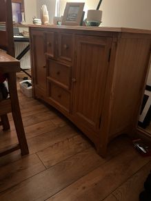 sideboard oak.