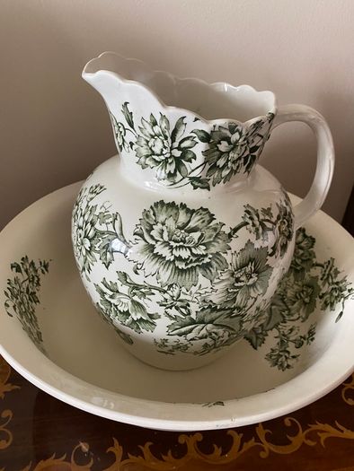F And Sons Mayfield Jug and Bowl