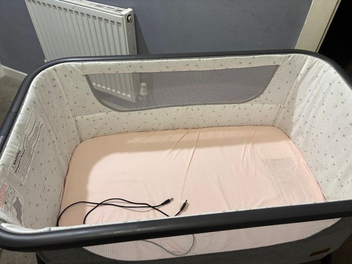 Baby elegance co glide next to me crib