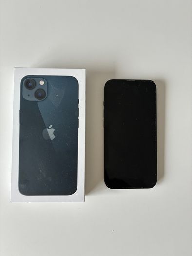 iPhone 13 - Black 128GB