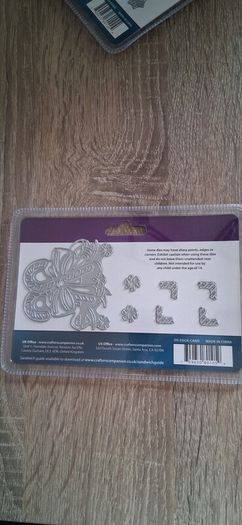 Assorted Cutting Dies