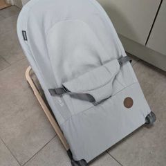 MaxiCosi Loa rocker chair