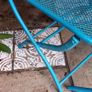 garden table and 2 chairs Image 3