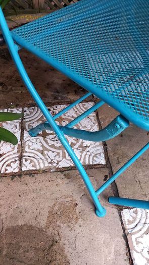 garden table and 2 chairs