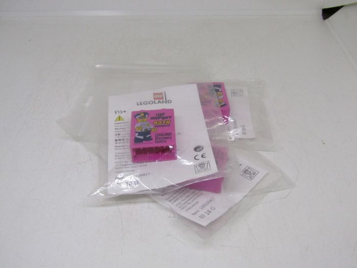 LEGO Legoland 2018 Lego Discovery Centre Pink Limited Edition Factory Brick Rare Items To Find Brand New 2018 Manchester Legoland Discovery Rare And Hard To Find