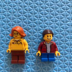 Lego 31105 town house set figures only