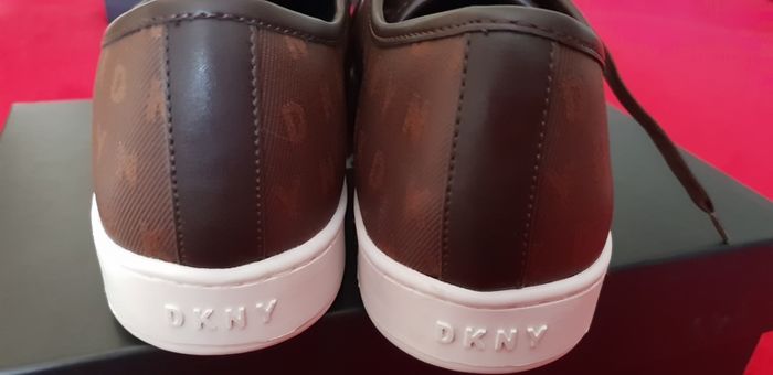 New Real DKNY Runners
