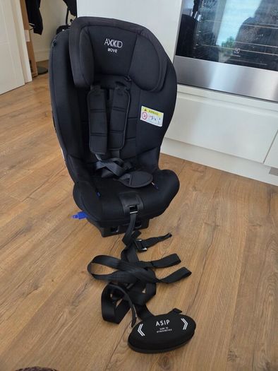 Axkid Move Car Seat