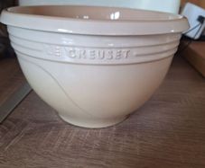 Le creuset bowl