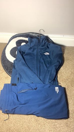 The North Face 2 Piece Set