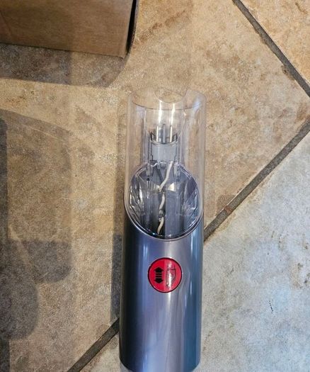 Dyson 5gen with extra battery
