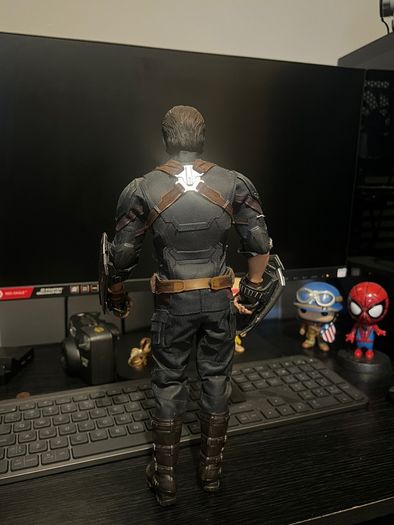 Hot Toys MMS481 Captain America Infinity War