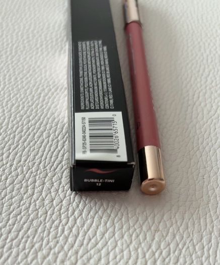 Fenty Beauty Trace'd Out Pencil Lip Liner 1.24g shade Bubble-Tini