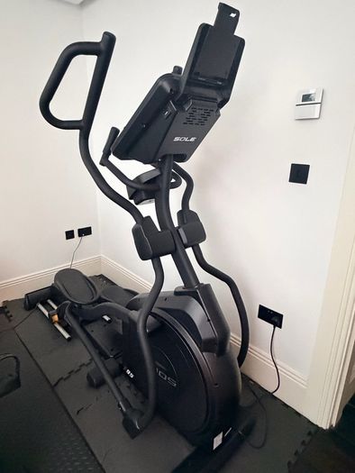 SOLE E95 Elliptical