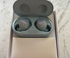 Samsung Galaxy Ear buds +