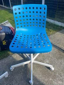 Kids desk chair