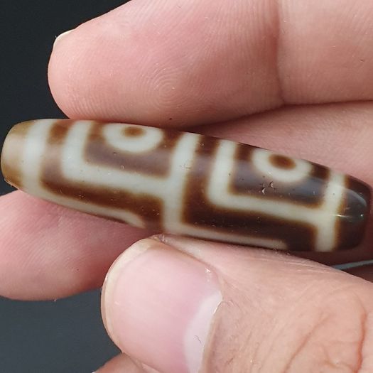 Antique Himalayan Tibetan 4 Eyes Agate Dzi Bead Amulet