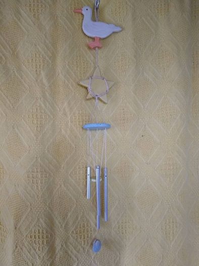 Duck themed chimes.