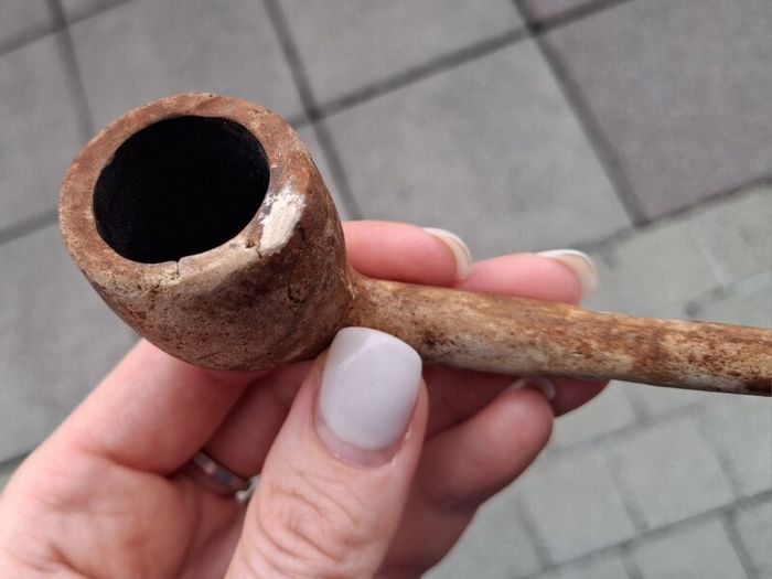 Vintage clay pipe