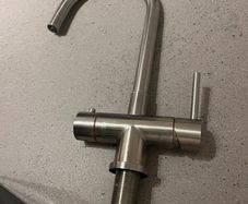 Kitchen instant boiling water tap