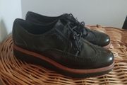 Clark's platform laceup shoes