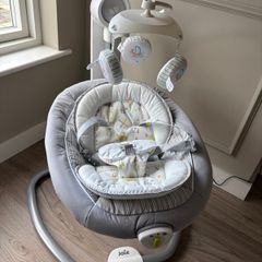 Baby swing