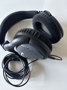 Sennheiser HD 500A Headphones for music therapy