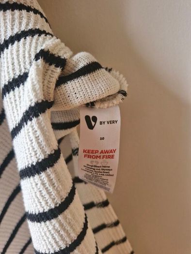 Knitted sleeveless dress