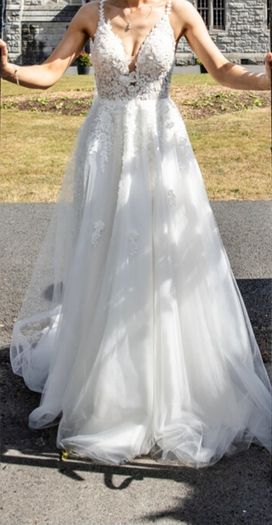 Wedding dress