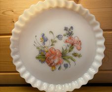 Vintage Arcopal France White Milk Glass Fluted Tart & Quiche Dish (1.7L) Pristine Condition