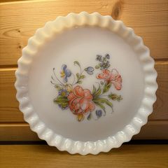 Vintage Arcopal France White Milk Glass Fluted Tart & Quiche Dish (1.7L) Pristine Condition