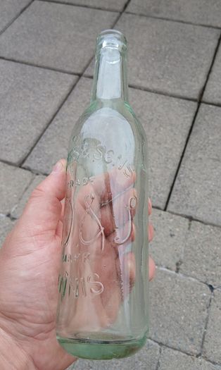 Vintage Downs Ennis bottle