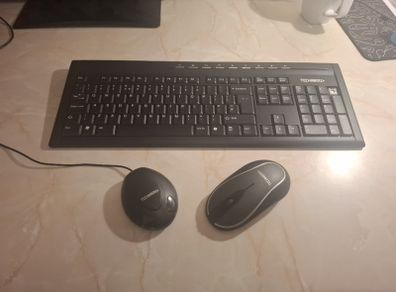 Wireless Keyboard and Mouse Set