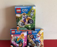 lego stuntz motorbikes x 3