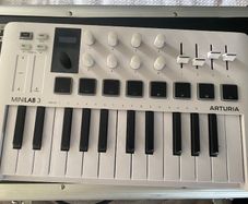 Arturia MiniLab 3 (White)