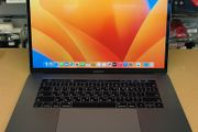 Touch Bar Apple MacBook Pro Retina 15.4in 2017 512GB SSD 16GB Ram 2.9GHz Core i7 (Battery Cycle: 166)