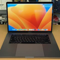 Touch Bar Apple MacBook Pro Retina 15.4in 2017 512GB SSD 16GB Ram 2.9GHz Core i7 (Battery Cycle: 166)