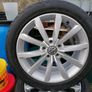 17" VW GOLF highline alloys, 225/45/17 seat skoda 5x112 Image 4