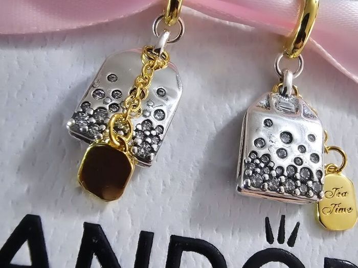 Pandora Bridgerton Tea Bag Dangle Charm