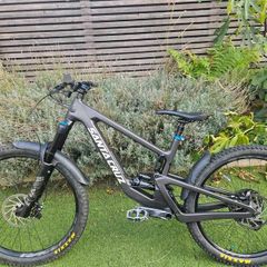 Santa Cruz Nomad 6 CS, L, extras, LIKE NEW