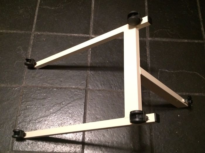 Adjustable bedside trolley
