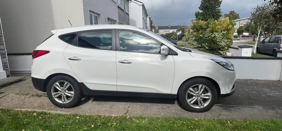 2013 Hyundai ix35 High Spec (Sunroof, Camera, Half-Leather Heated Seats)