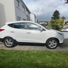 2013 Hyundai ix35 High Spec (Sunroof, Camera, Half-Leather Heated Seats)