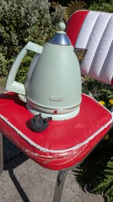 DeLonghi kettle