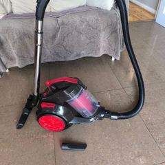 vacuum cleaner