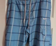 Nike men's shorts - size L