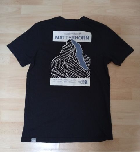The North Face T-shirt  ((L Adult))