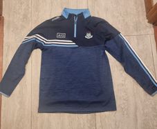 Oneills GAA Dublin Sweatshirt. Extra Large.