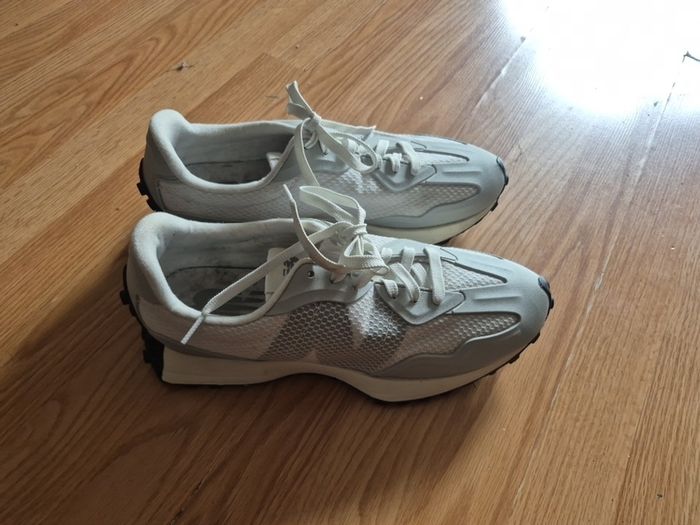 NB trainers Size Uk 11.5
